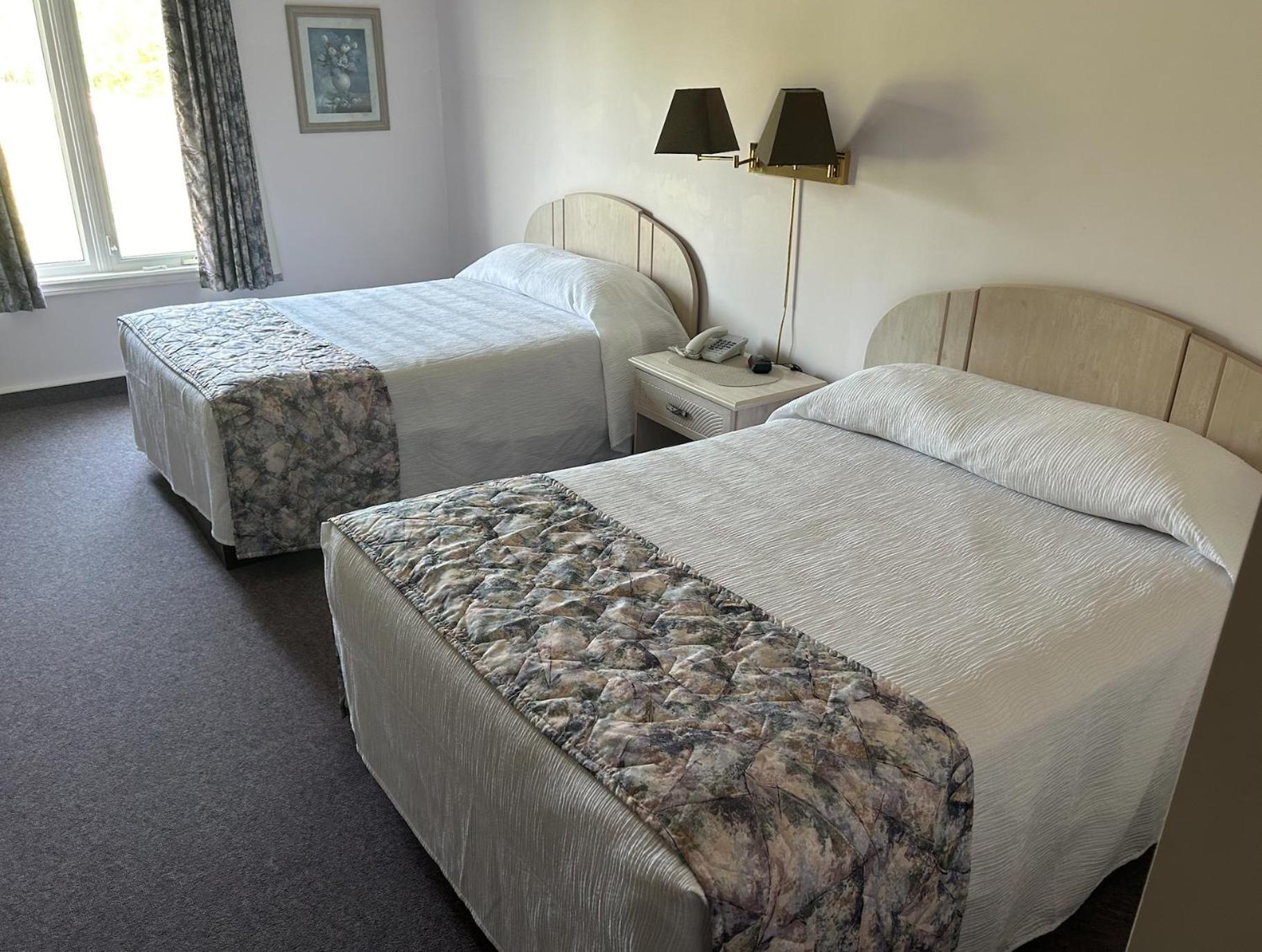 Centennial Motel Sauble Beach Esterno foto