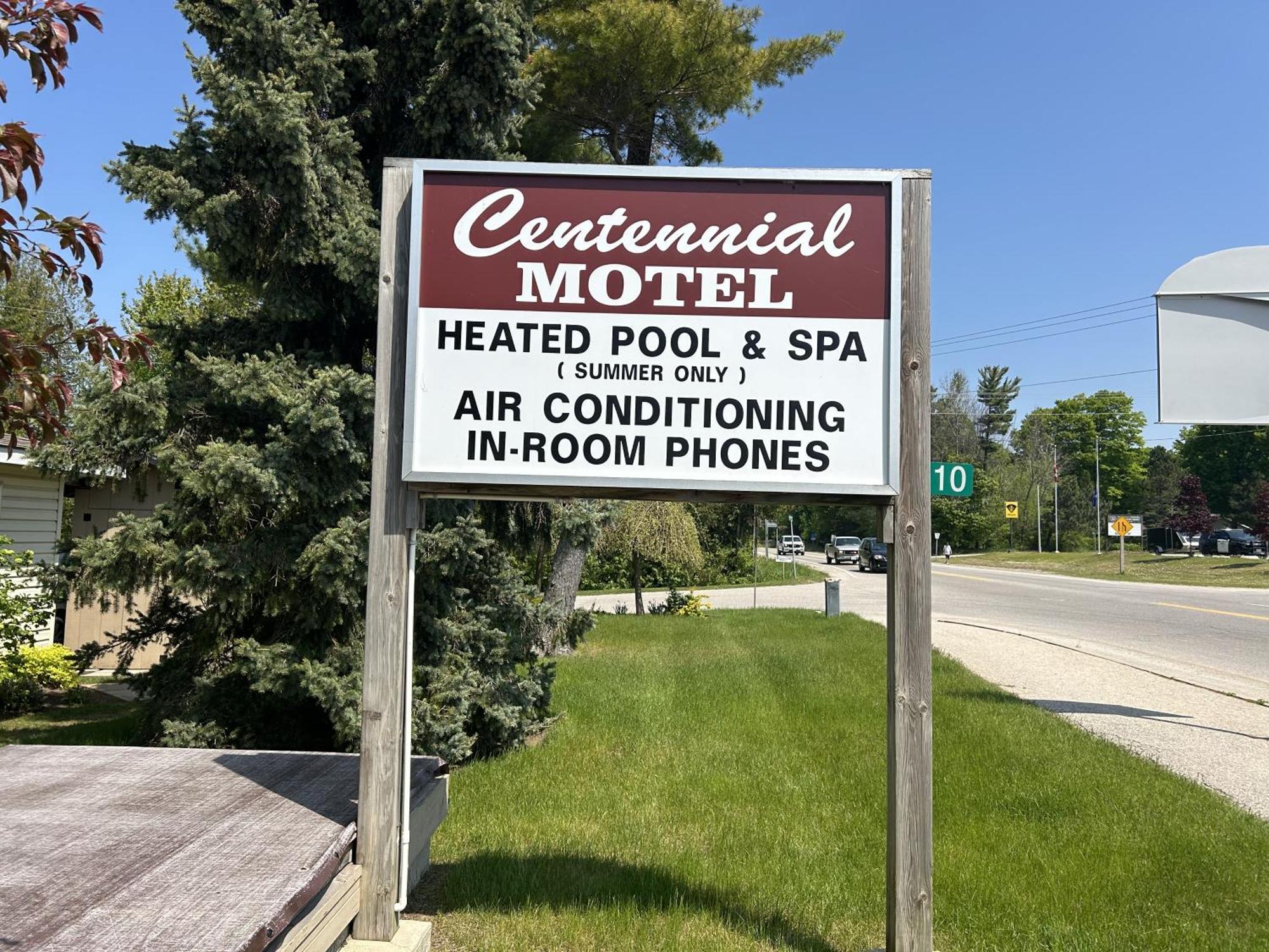 Centennial Motel Sauble Beach Esterno foto